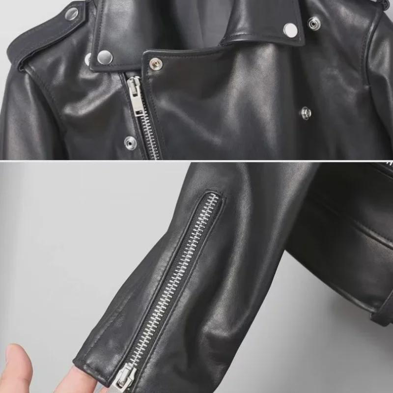 Женская облегающая мотоциклетная куртка из кожи растительного дубления - весна/осень 2024 г.