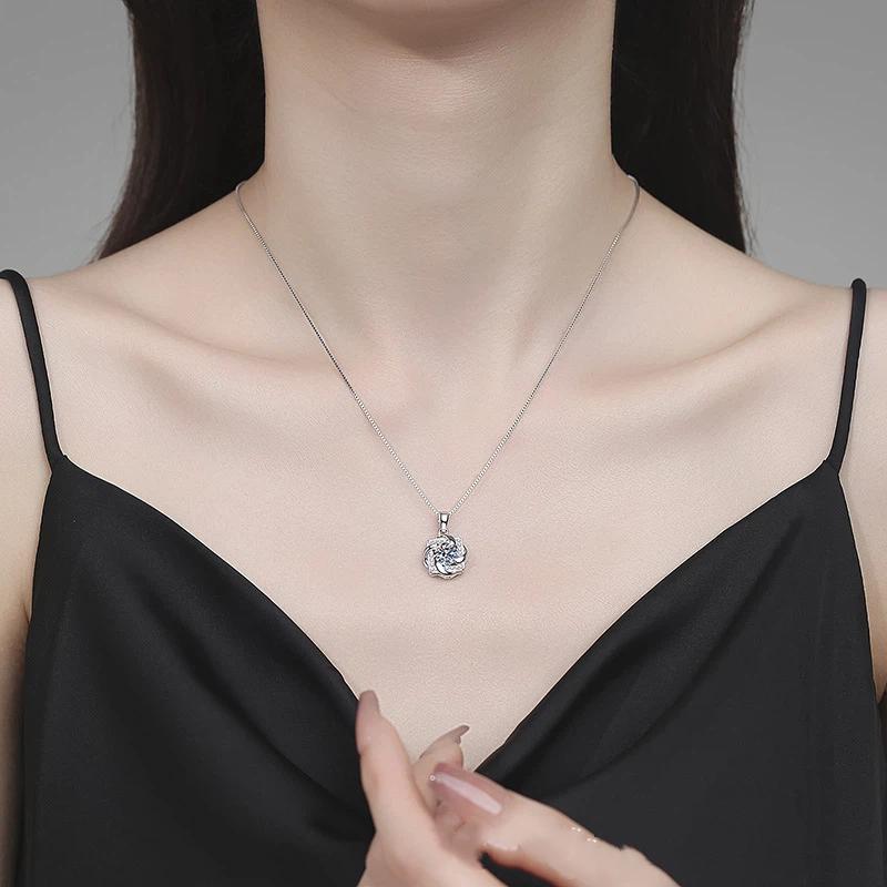 Real Platinum Carat Moissanite Pendant Necklace Rotating Windmill Original Design Color Moissanite Necklace