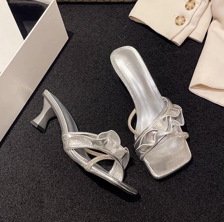 2024 лето Новые тапочки с оборками Французские сандалии Туфли женские на высоком каблуке Туфли-лодочки