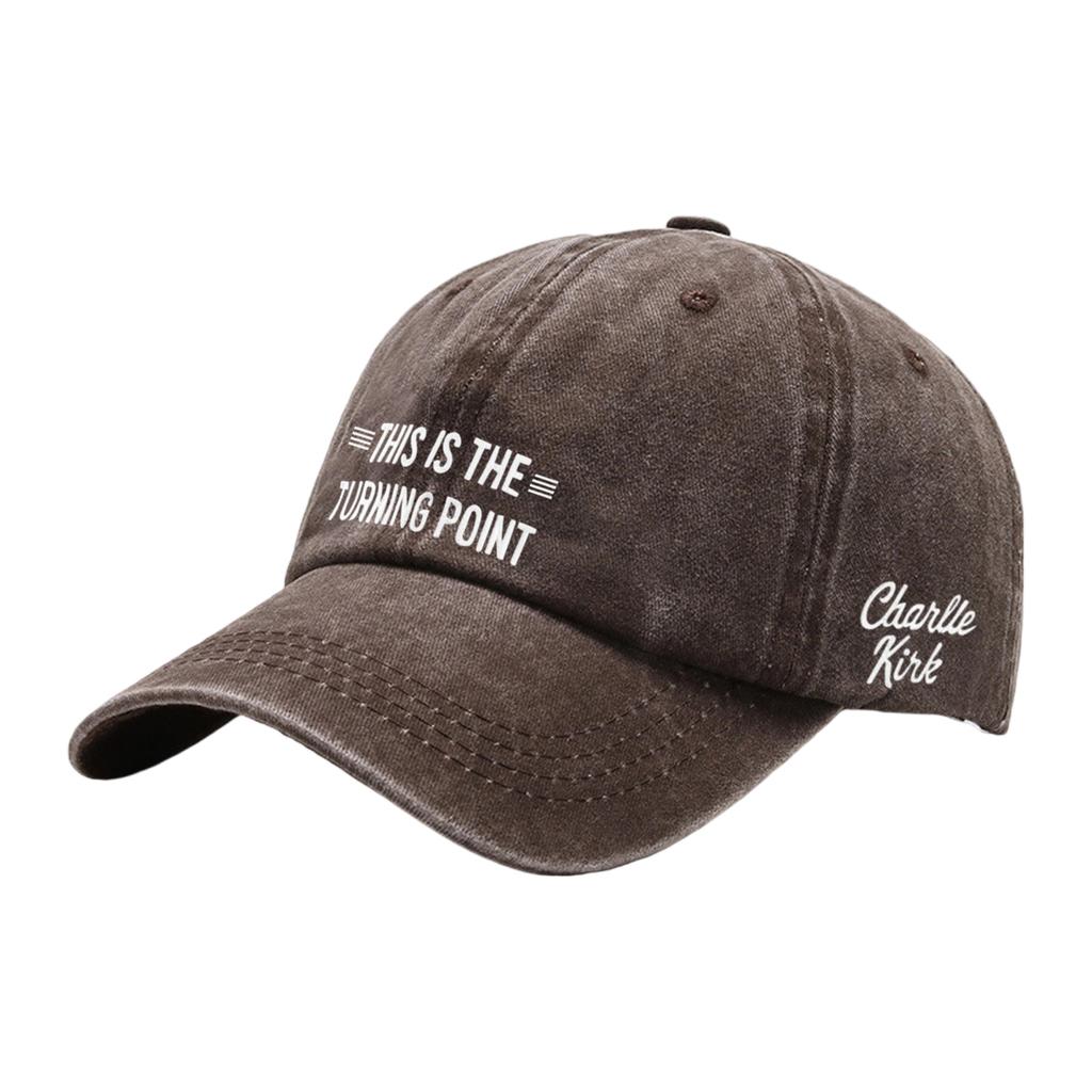 Модная бейсболка от солнца с козырьком