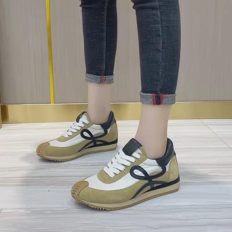 Retro German Thick-Soled Sports Casual Shoes with New Color Lace-Up Design - Genuine Leather Forrest Gump Style White Sneakers