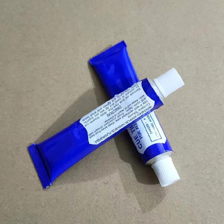 20g Billiard Cue Tip Glues Light Weight Fast Drying Pool Cue Maintenance Glues Billiard Cue Accessories Easy to Use