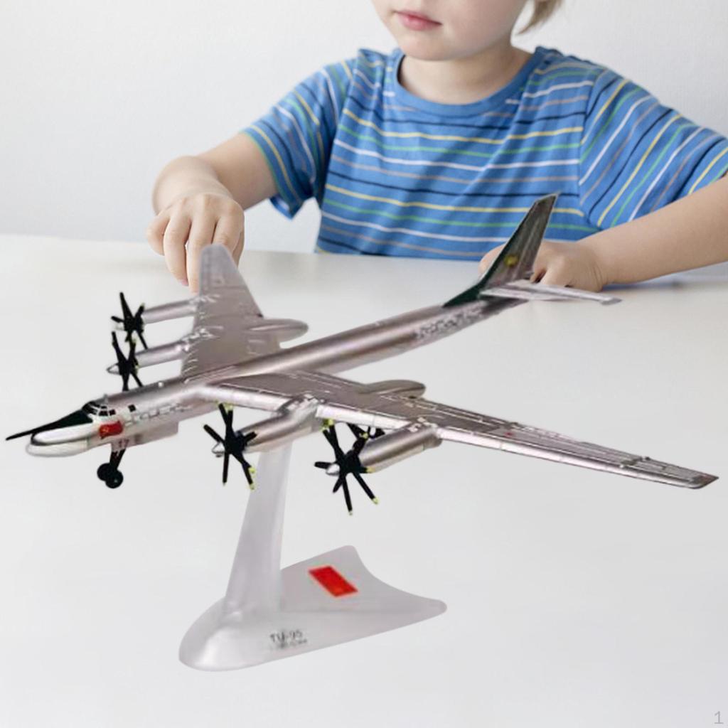 1/200 Туполев Ту-95 Стратегический бомбардировщик Модель самолета Многофункциональный настольный