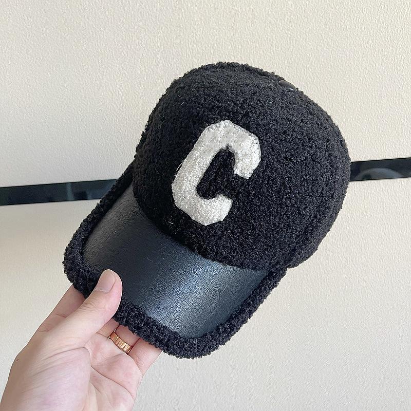 Letter Embroidery Winter Fuzzy Baseball Cap, Curved Brim Windproof Casual Dad Hat Trucker Hat for Outdoor