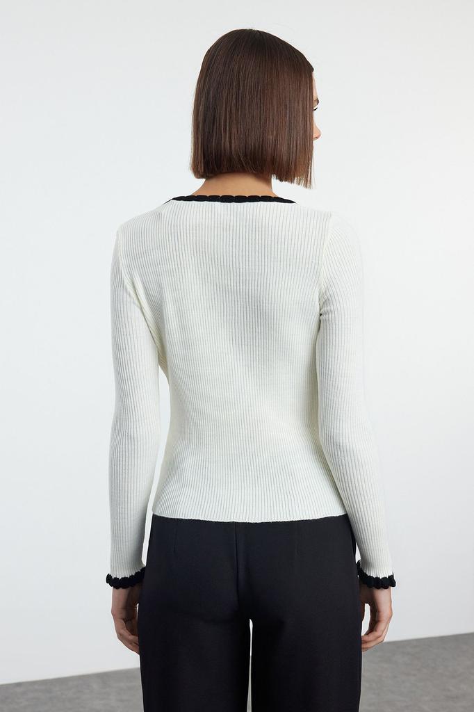 Women's Elegance Style Sweater Black Thin Color Block Knitwear Sweater