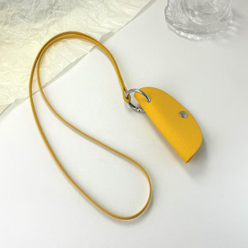 Прочные чехлы для очков Прочные подвесные чехлы для очков в форме полумесяца Защита от потери Длинный кожаный зажим для солнцезащитных очков Многофункциональный зажим