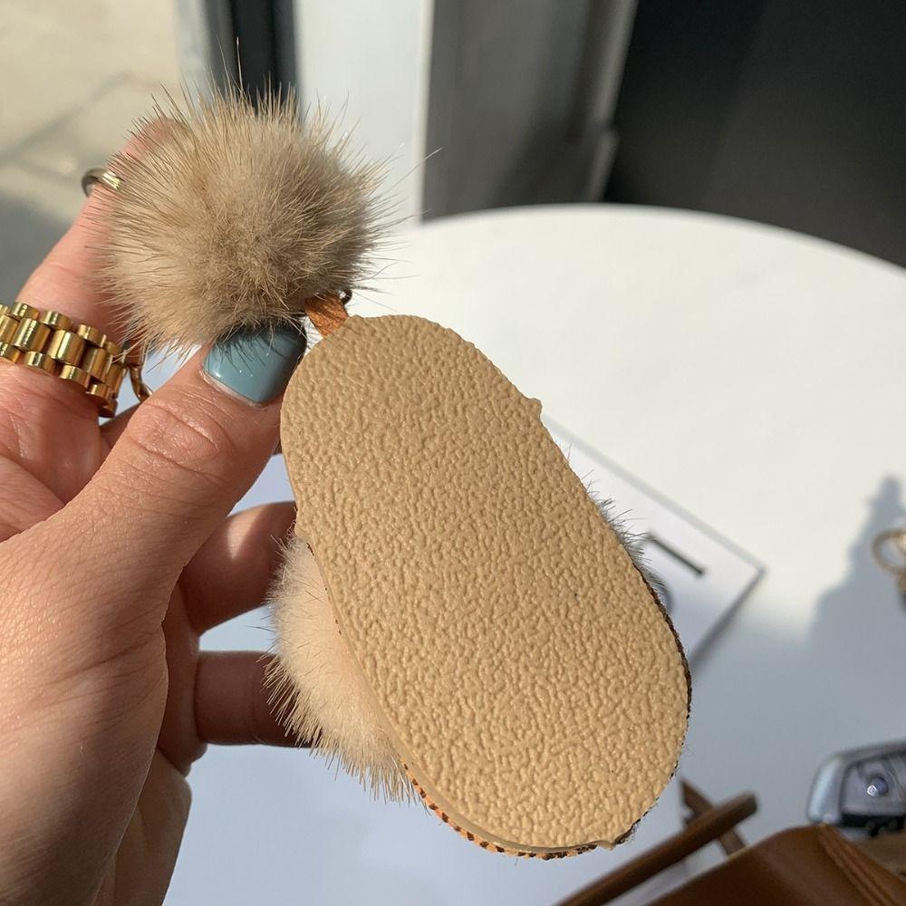 Брелок в форме туфель из меха норки, пушистый плюшевый кулон, изысканные мини-тапочки, кулон, украшение для ключей