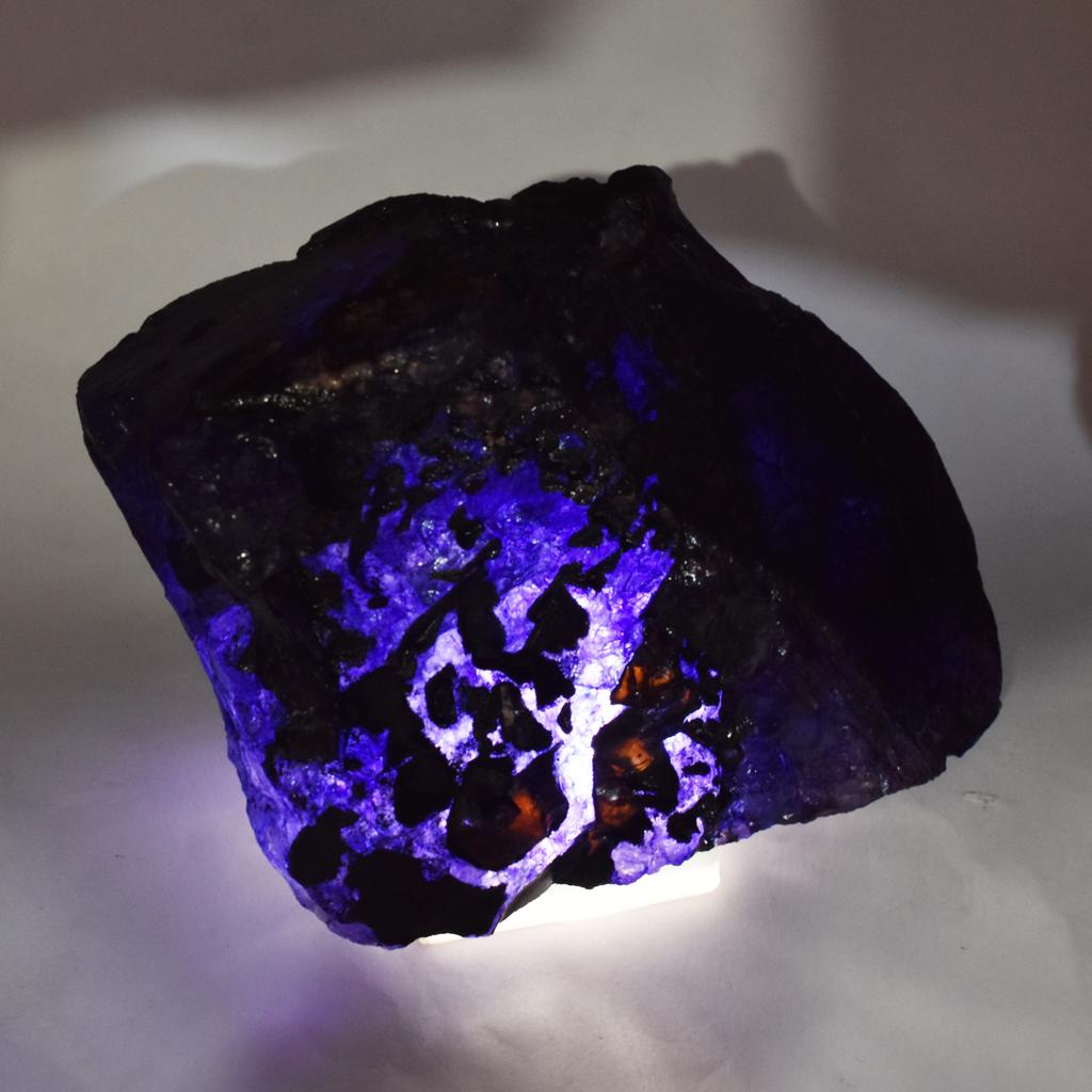 Натуральный синий необработанный сапфир 69,45 карата необработанный сертифицированный свободный драгоценный камень AR-03142