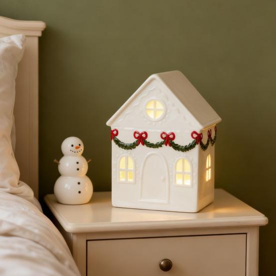 Yousheng Christmas Mini Village House Figurine LED Lighted Winter Resin Town Cottage Tiny Desktop White House Ornament for Home Shelf Cabinet Table