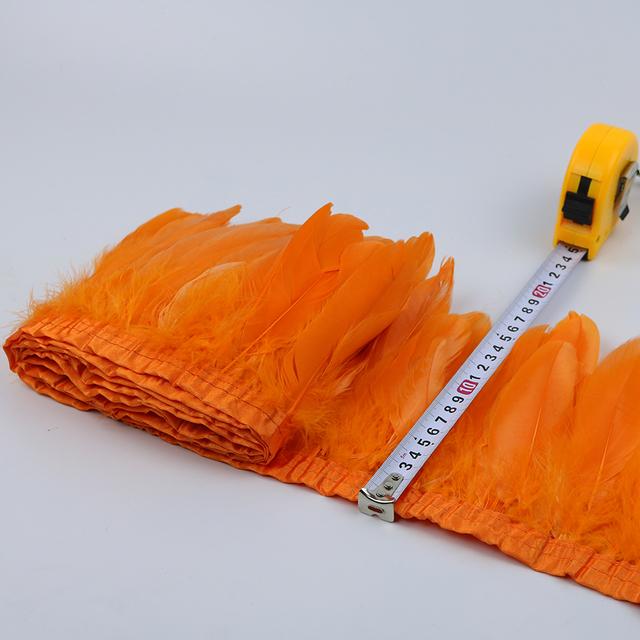 1 Метр Окрашенная Отделка из Гусиного Пера Золотого Цвета для DIY Поделок Вечернее Свадебное Платье Карнавальная Лента Декор для Одежды Плюмаж Аксессуары 15-20см