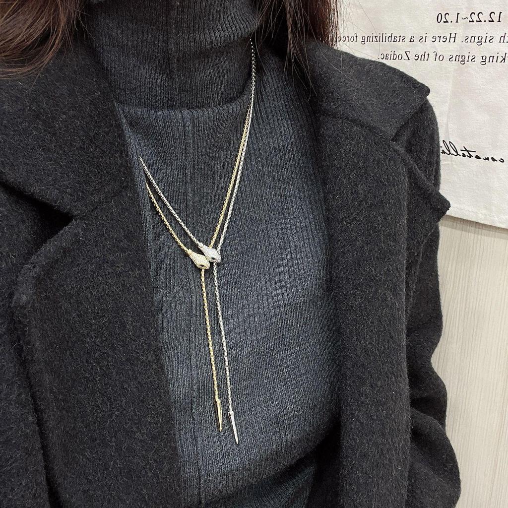 European-American Snake Bone Necklace: Luxurious, Niche Design, Versatile Fashion Accessory for Fall/Winter