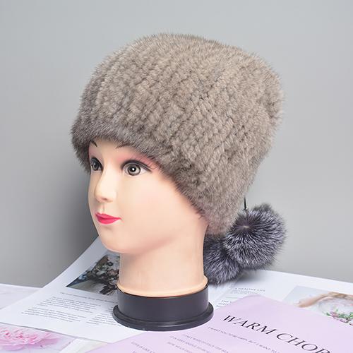 Natural Mink Fur Hat for Women New Winter Warm Hats with Balls Luxury Lady Knitted Stretch Real Mink Fur Christmas Hat