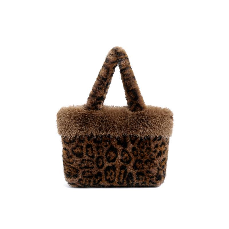 Plush bag autumn and winter leopard print fashion wool bag autumn and winter versatile women's bag foreign style niche design handbag