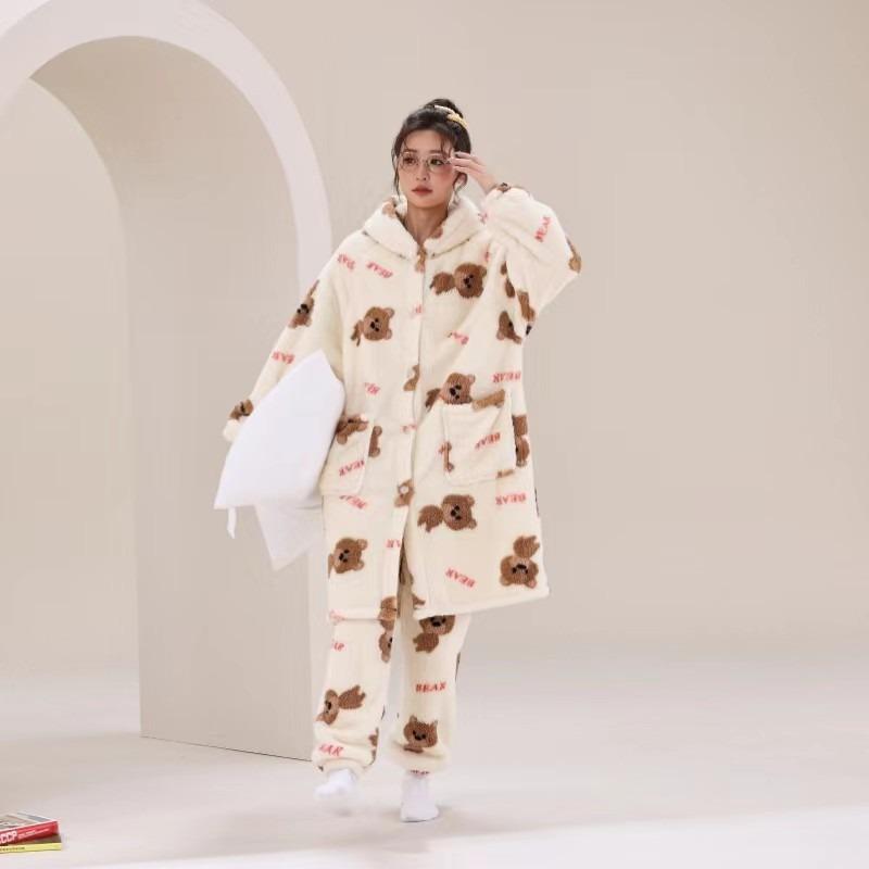 Men's and Women's Fall and Winter Sports and Leisure Warm TV Blanket Premium Women's Plush Soft Robe Fluffy Warm Fluffy Bathrobe Robe Long Robe