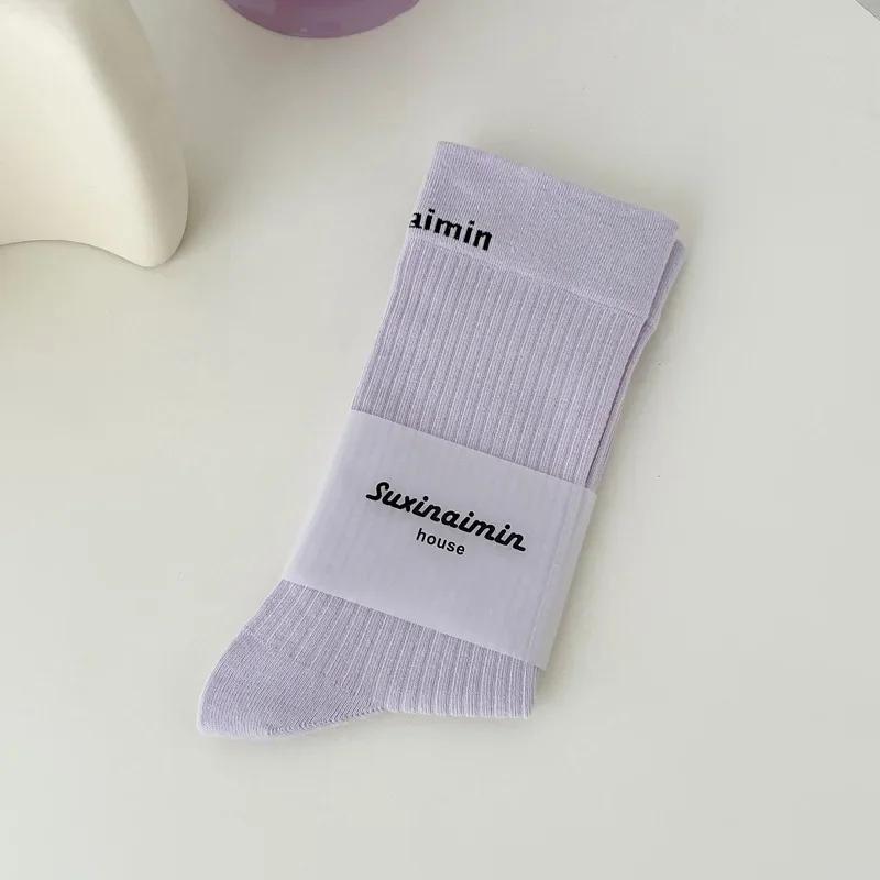Модные носки с буквенным принтом, женские хлопковые дышащие спортивные носки, средние носки, однотонные длинные носки в японском спортивном стиле