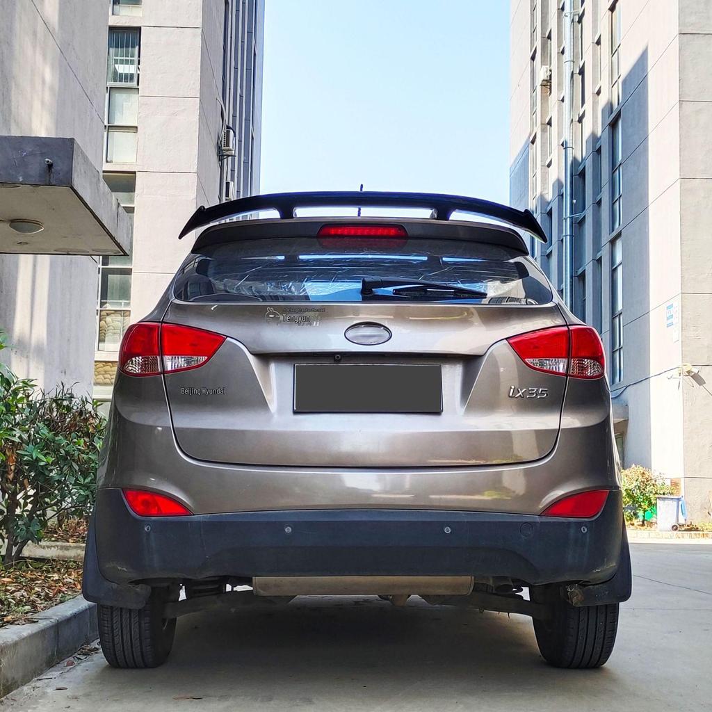 Универсальный задний спойлер и дефлектор для хэтчбеков