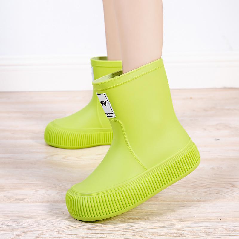 Модные женские водонепроницаемые резиновые сапоги 2024 года — нескользящие, удобные и прочные для кемпинга