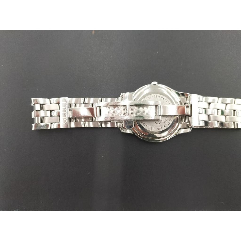 Б/у кварцевые аналоговые часы GUCCI 5500M