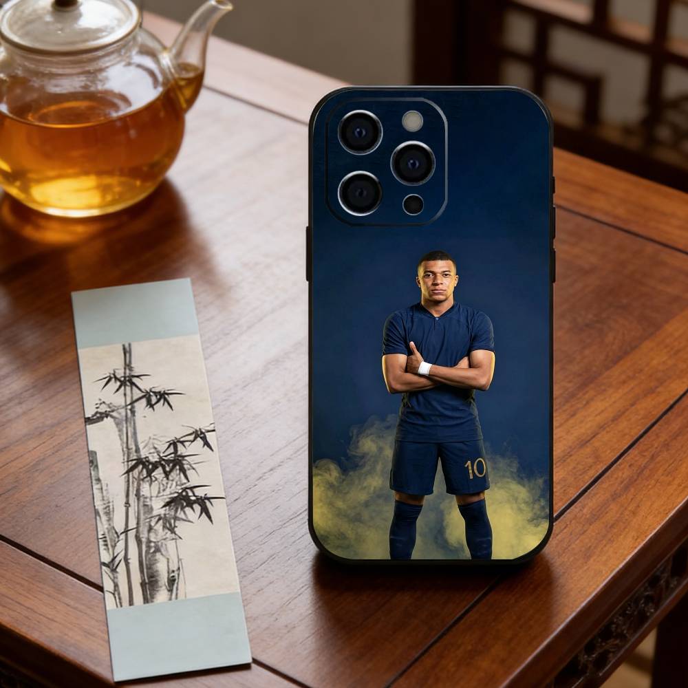 Чехол для телефона K-Kylian M-Mbappe для iPhone 17,16,15,14,13,12,11 Plus,Pro Max,XS, Мягкий силиконовый черный чехол