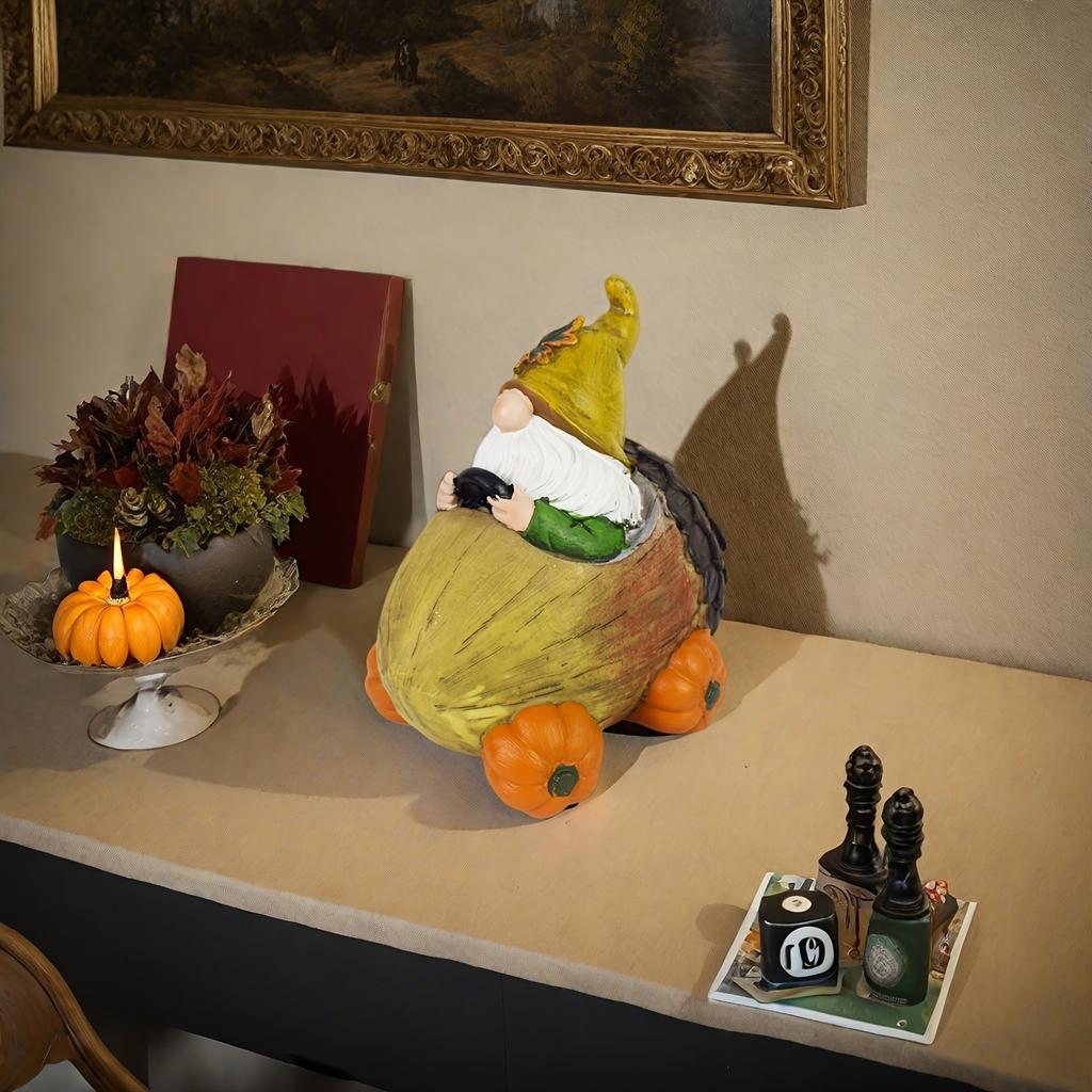 1 шт. Статуэтка садового гнома «Осенний урожай», тележка из сосновых шишек с колесом-тыквой, декоративное забавное украшение в виде гнома и тележки из сосновых шишек, подходит для двора, газона, крыльца