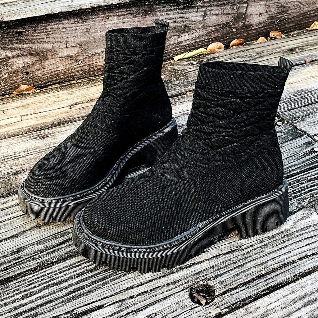 Spring Foreign Trade Large Size Fashion Boots Women's New Elastic Fly-woven Thick-soled Socks Boots Casual Low-tube Martin Boots