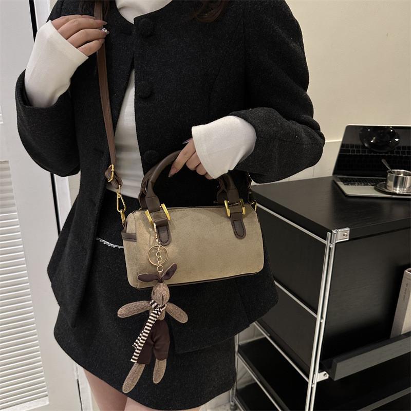 Trendy Women's Square Bag 2024 New Handbag Simple Retro Shoulder Bag Street Fashion Casual Shoulder Bag