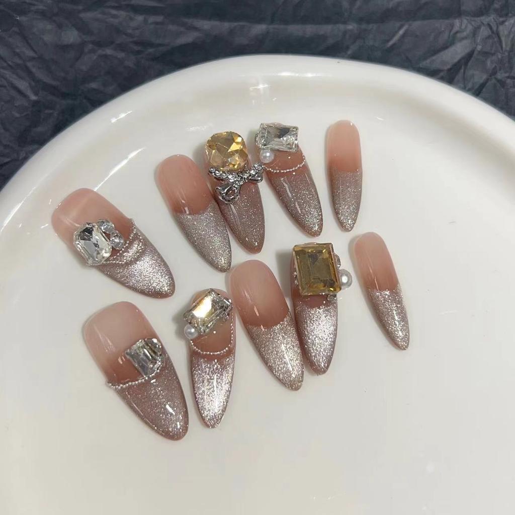 Wearing Armor Pure Handmade Manicure Finished Fake Nail Patches High-end Light Luxury Light Chase Cat Eye Gradient Nude Color French Style