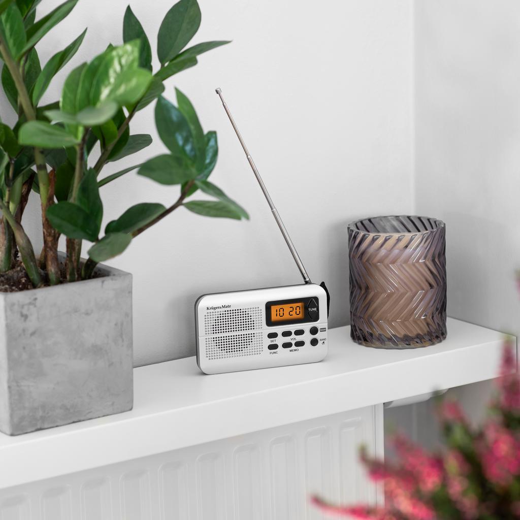 KrugerMatz portable FM AM JACK battery-powered radio