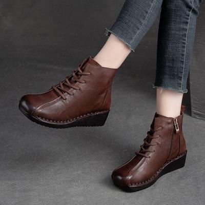 Женские короткие сапоги из натуральной кожи с круглым носком на молнии, однотонные туфли ручной работы на танкетке в стиле ретро