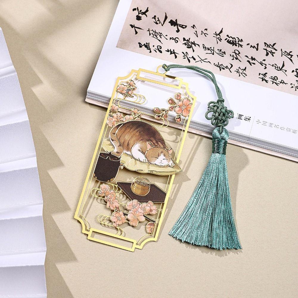 Cat Hollowed Cat Bookmark Flower Chinese Style Metal Reading Bookmark Creative Tassels Chinese Style Bookmarks Teachers'Day Gift