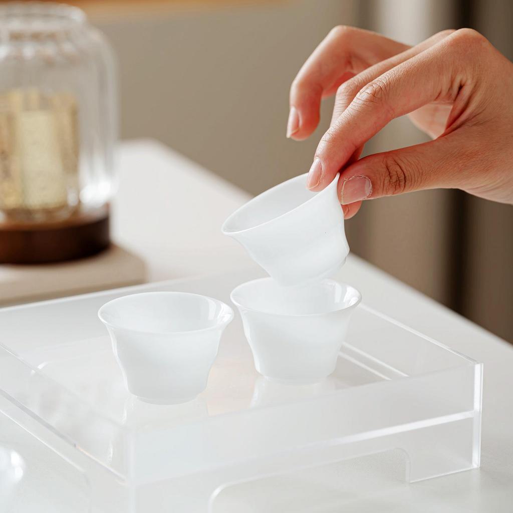 Ледяной нефритовый фарфоровый дорожный чайный набор: Тонкостенный котелок Куайкэ с 4 чашками, настраиваемый логотип