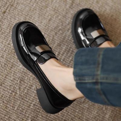 Мода 2025 Женские лоферы на толстом высоком каблуке из натуральной кожи с круглым носком, женские лакированные трендовые повседневные туфли