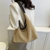 Fashionable Large Capacity Woven Handbag Tote Bag For Everyday Use In Multiple Colors