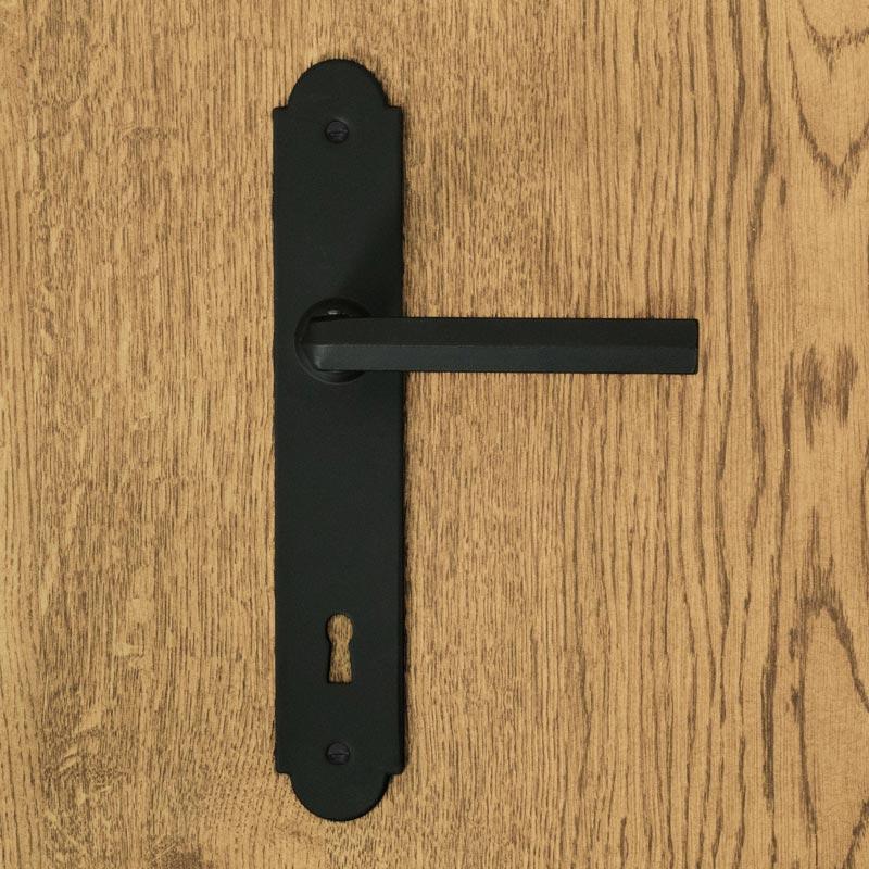 ALBA door handle with key plate 90mm BLACK
