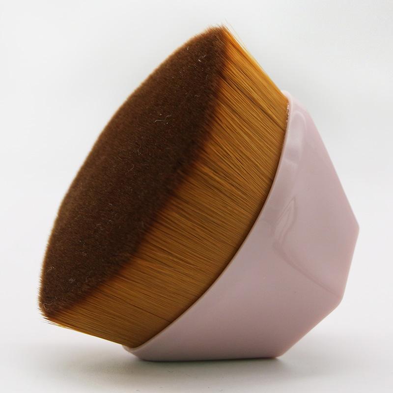 Magic Foundation Brush with Lid Petal Rhombus Makeup Brush Liquid Foundation Bb Cream Does Not Eat Powder Convenient Beauty Brush