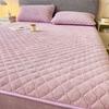 G5Z2025 Winter Quilted Coral Fleece Fitted Bedspread - Thick, Warm, Single Piece Mattress Cover