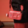 Fila Оригинальная Коробка Маленькая Сумка Через Плечо Повседневная Мода Личность Модная Универсальная PU Сумка Через Плечо Женские сумки Легендарный-Красный F13W519172FRD