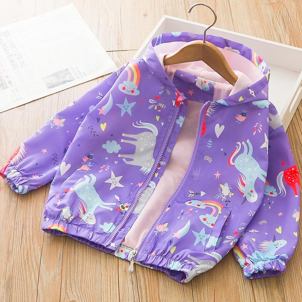 Куртки с граффити весна/лето 2024 для детей: Новая коллекция для детей и малышей