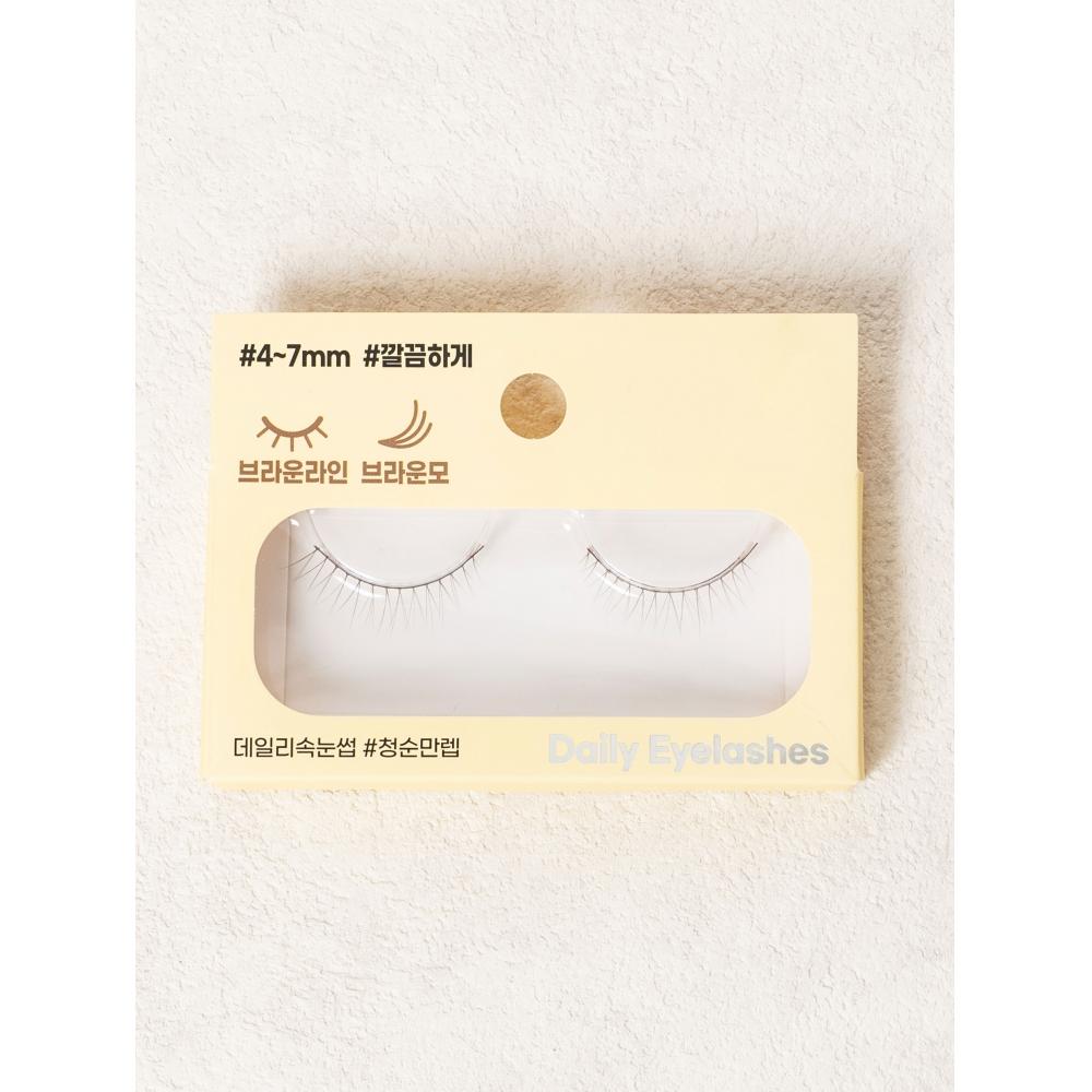 Daiso Daily Lashes      