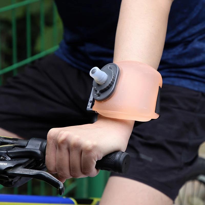 7Oz Mini Running Wrist Water Bottle Kettle Holder Wrist Storage Hydration Pack Soft Flask For Marathon Riding Fitness Climbing