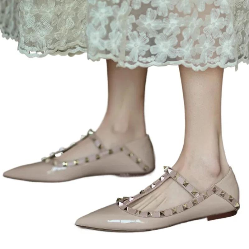 Модная женская обувь 2024 года, высококачественные женские туфли на плоской подошве без застежек, модные туфли на заклепках для офиса и карьеры, сексуальные туфли с острым носком на плоской подошве на низком каблуке Zapatos