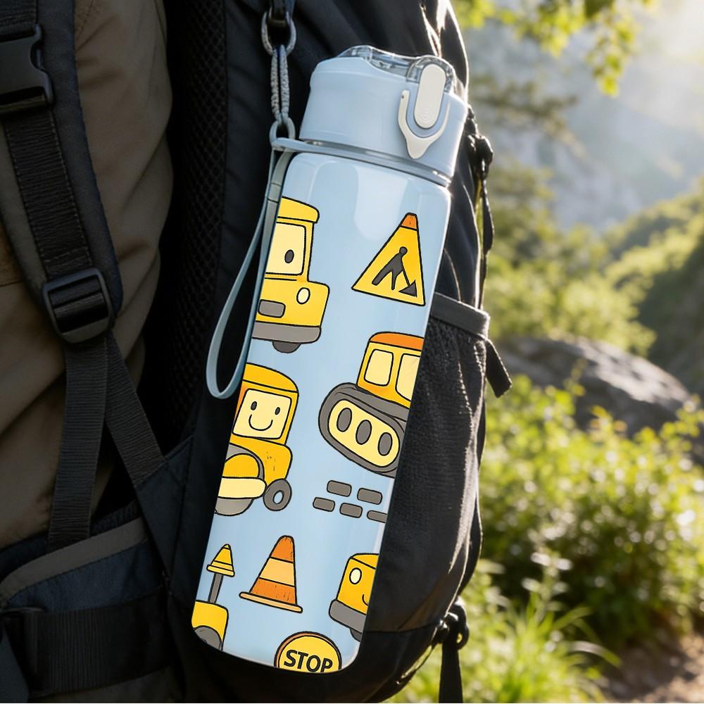 1PC Construction Truck Pattern 750ml Color Plastic Sports Water Bottle Leakproof Flip Straw Lid Suitable for Sports Office Home Use