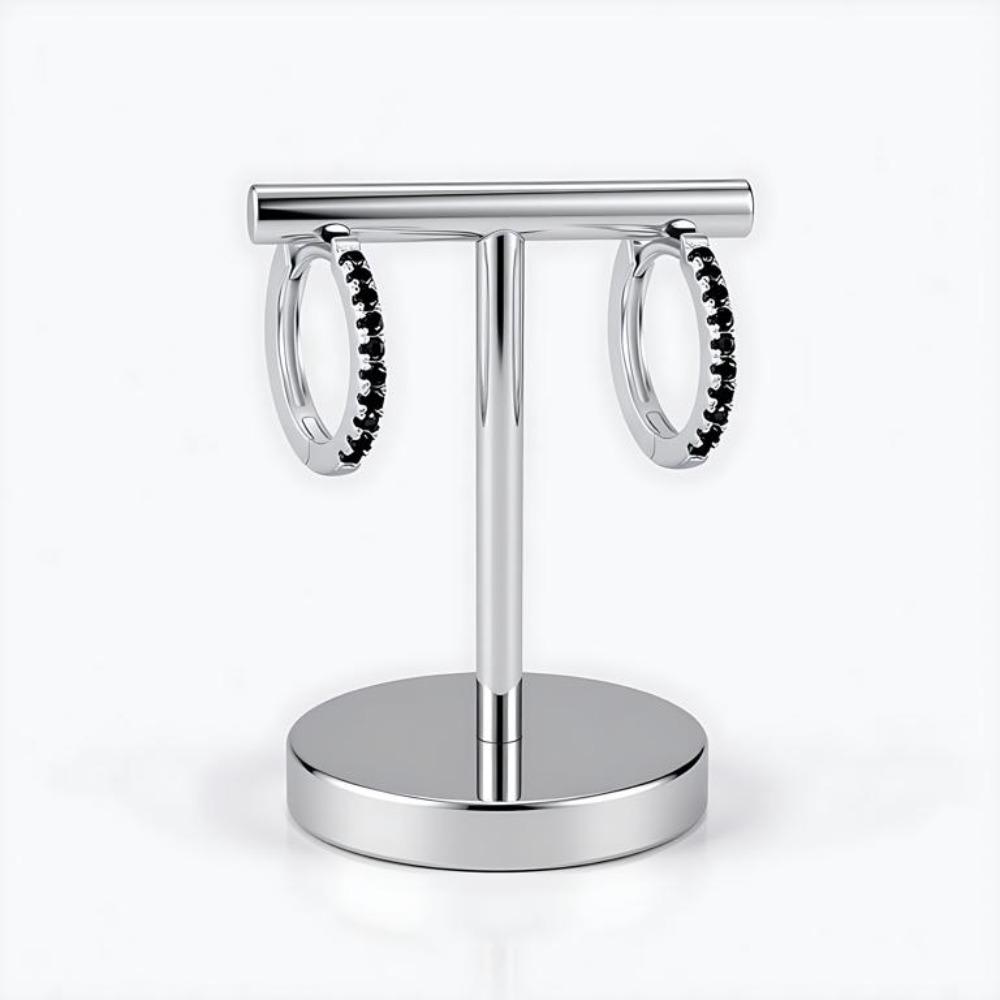 Пара медных сережек