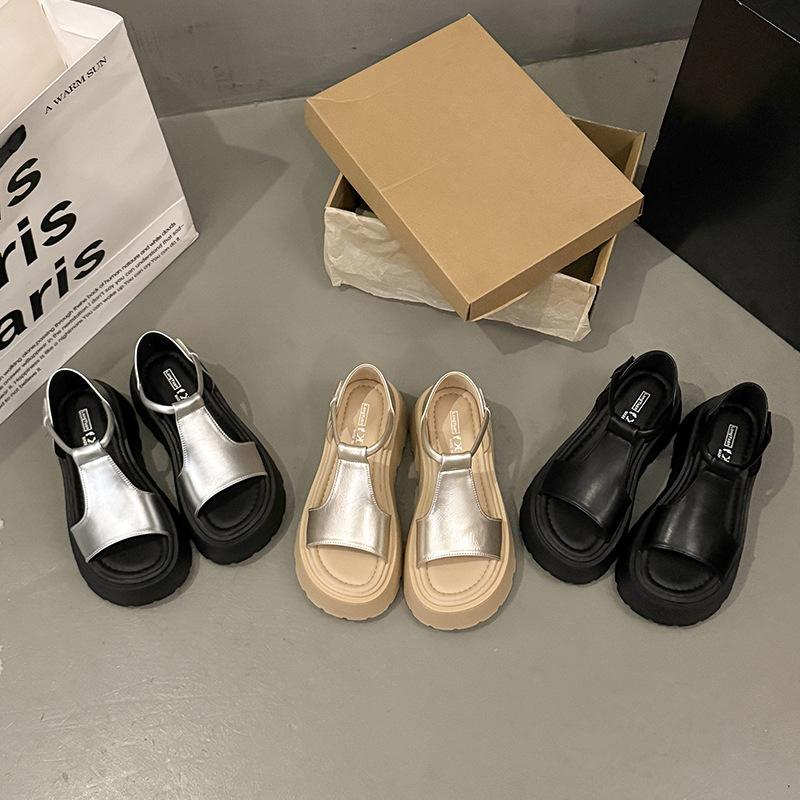 Полая верхняя одежда универсальные французские простые сандалии с открытым носком женские 2025 лето на толстой подошве увеличивающие рост римские маффины пляжная обувь