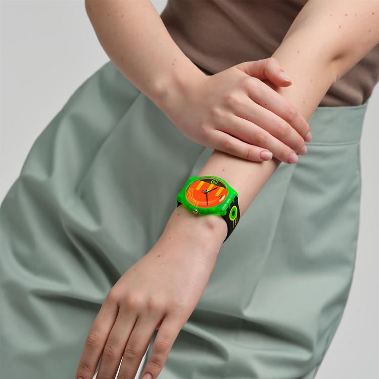 Swatch Унисекс Оранжевые Часы SO29G106 SO29G106
