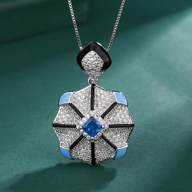 Шестиугольное ювелирное изделие цвет голубиной крови имитация красного корунда королевский синий ожерелье модное изысканное нишевое щедрое легкая роскошь женское