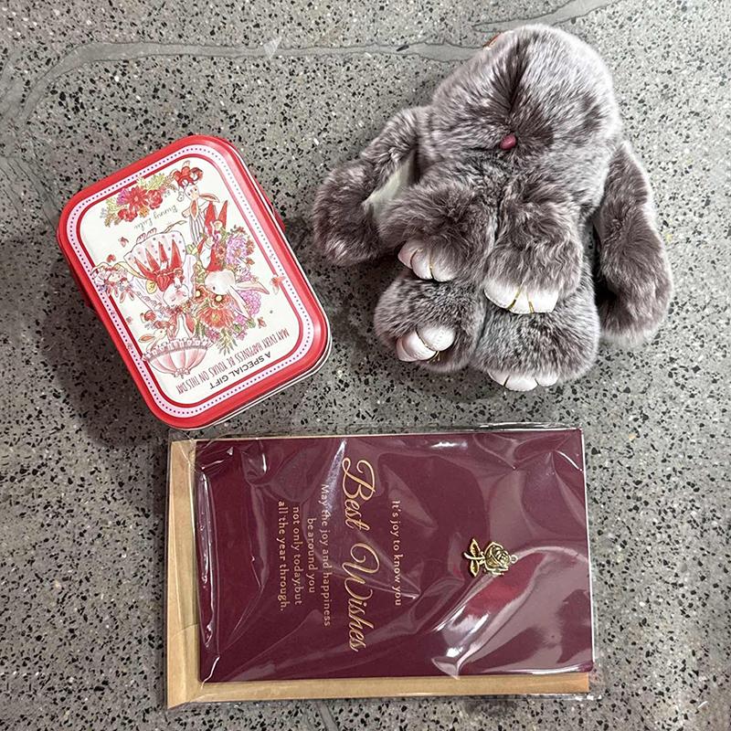 Брелок Зайчик Лулу с Пасхальным Рождественским Зайчиком Подарочный Набор День Учителя Подарок на День Рождения