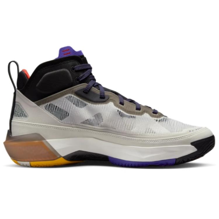 Мужские кроссовки Air Jordan 37 PF Beyond Borders Cream Light-Bone Black DD6959-060