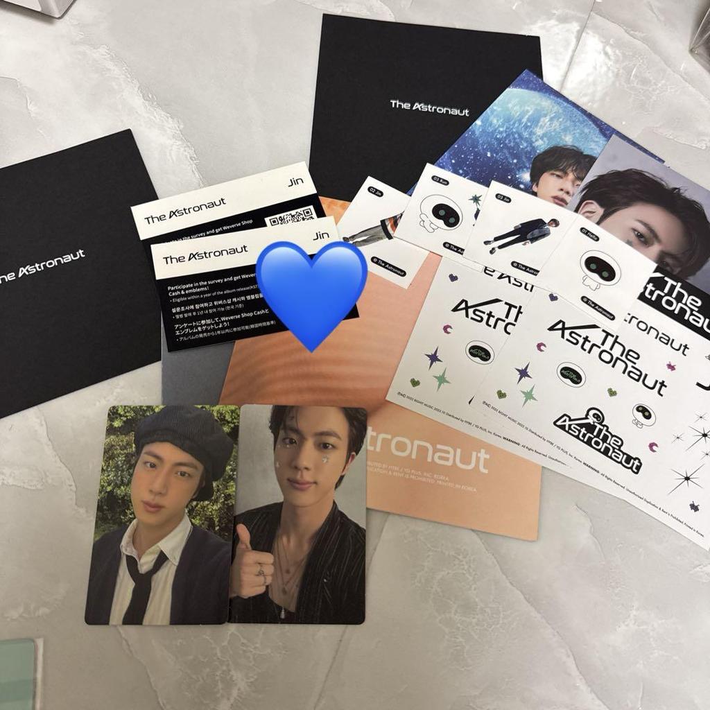 [ИСПОЛЬЗОВАННЫЙ] Набор из 2 карточек с коллекционными астронавтами Джином