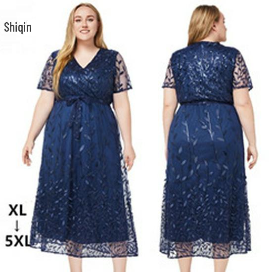 2026 European Elegant Lace Long Gown for Middle-aged Women